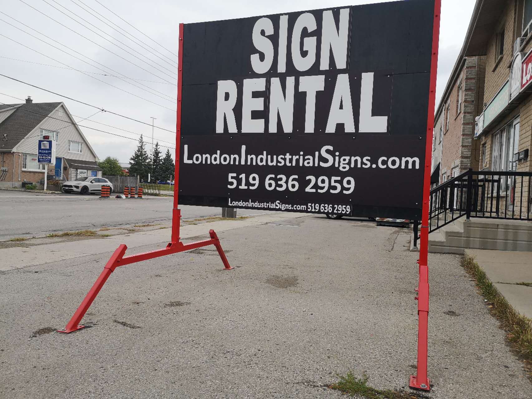 Mobile Sign Rental London Ontario - Read-o-graph Signs - Portable Advertising Signs
